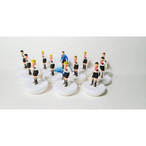 Subbuteo Andrew Table Soccer Germany 1938 World Cup Team on Hasbro classic bases